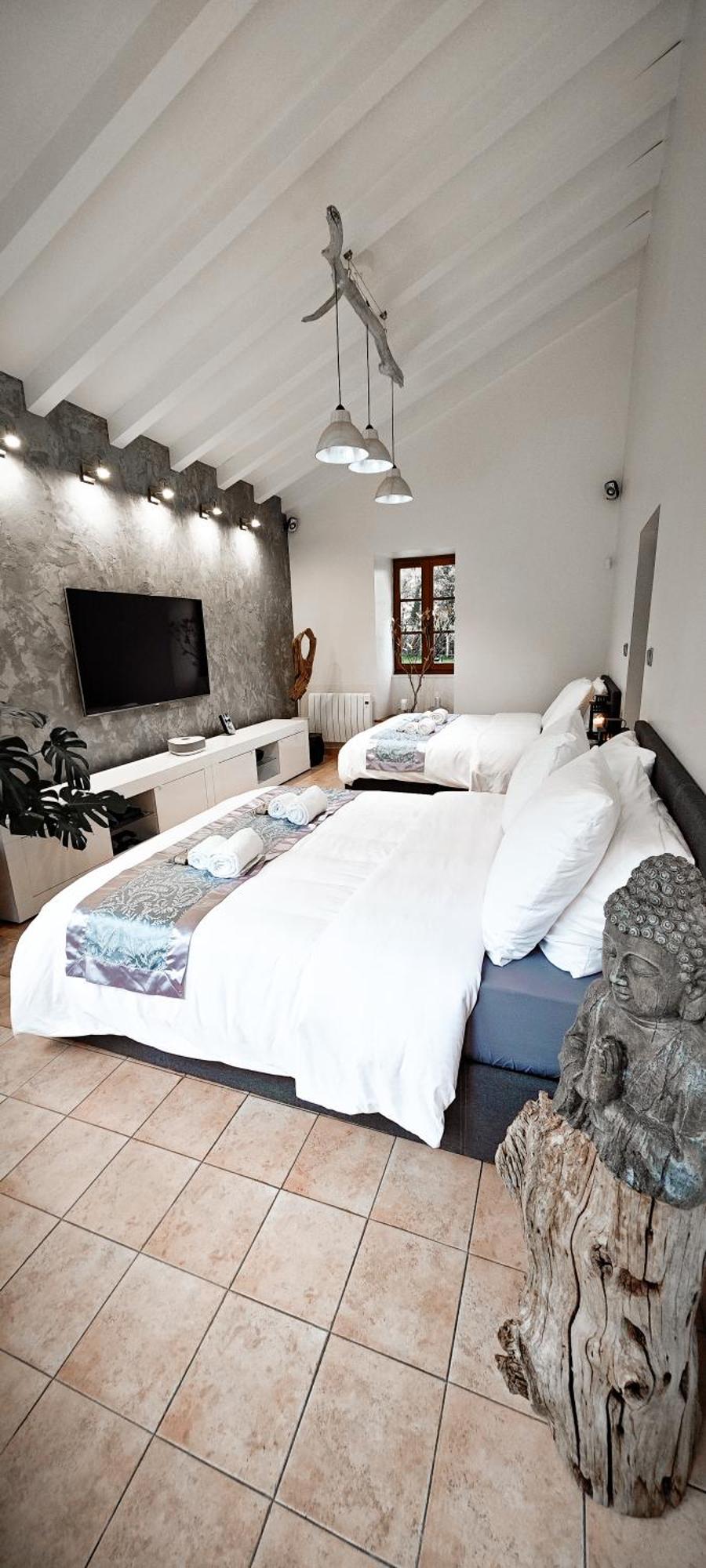 Villa Tagibao Avec Piscine Chauffee Et Spa Lesterps エクステリア 写真