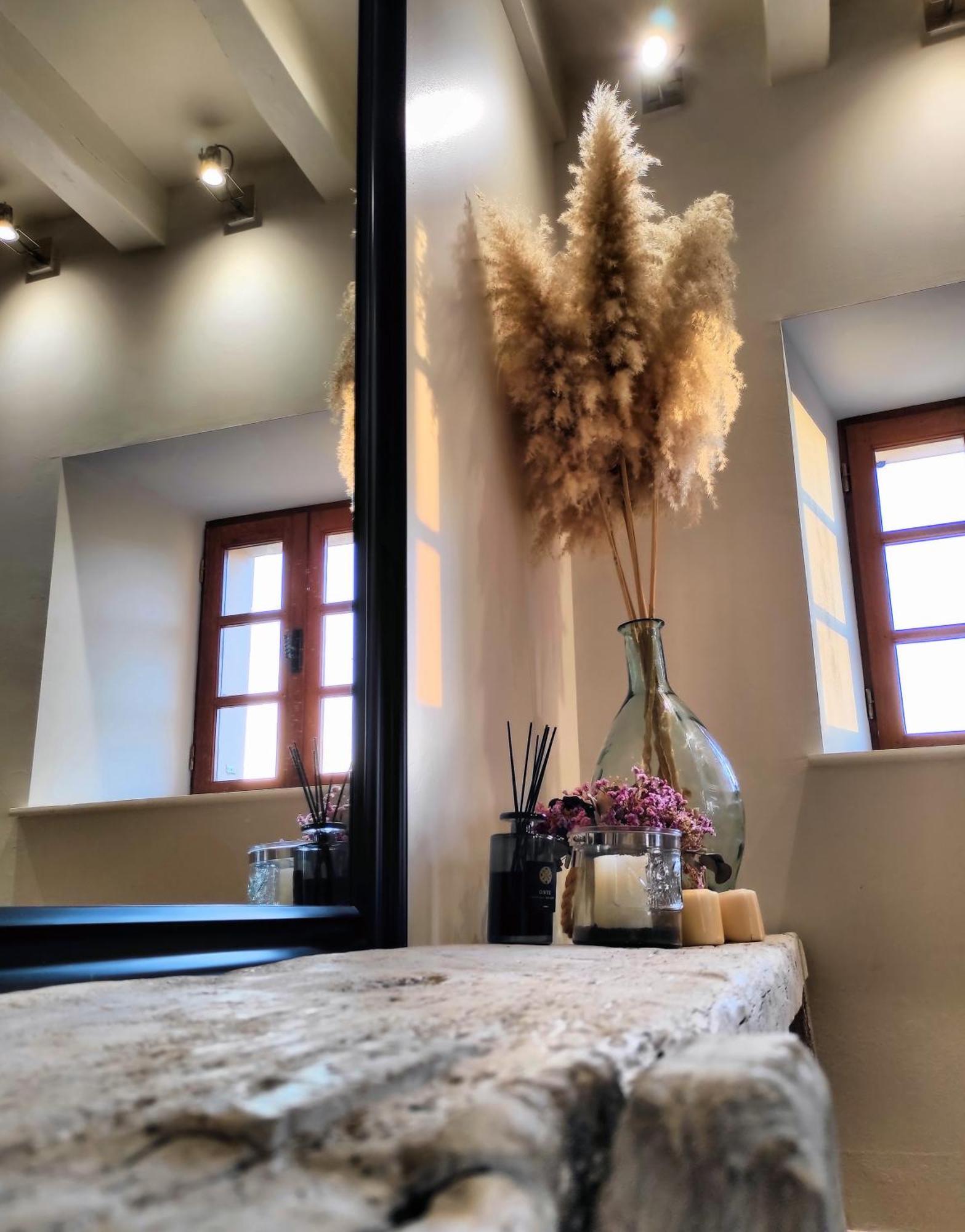 Villa Tagibao Avec Piscine Chauffee Et Spa Lesterps エクステリア 写真