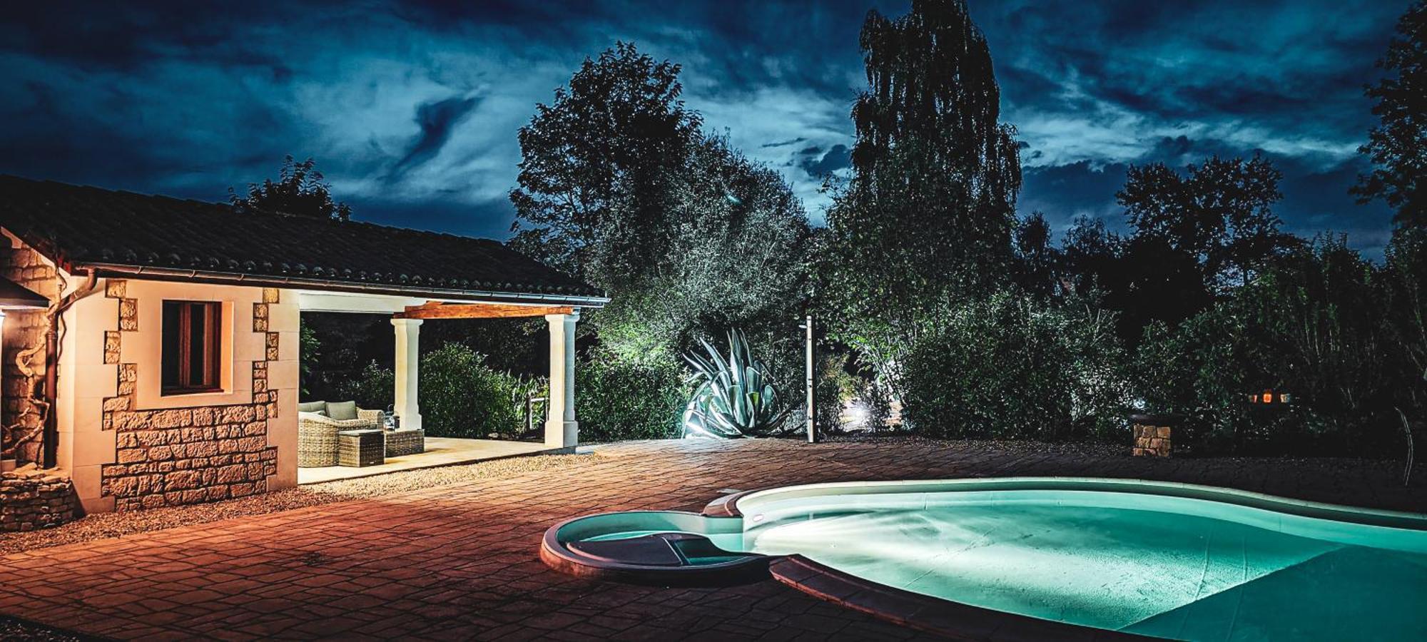 Villa Tagibao Avec Piscine Chauffee Et Spa Lesterps エクステリア 写真