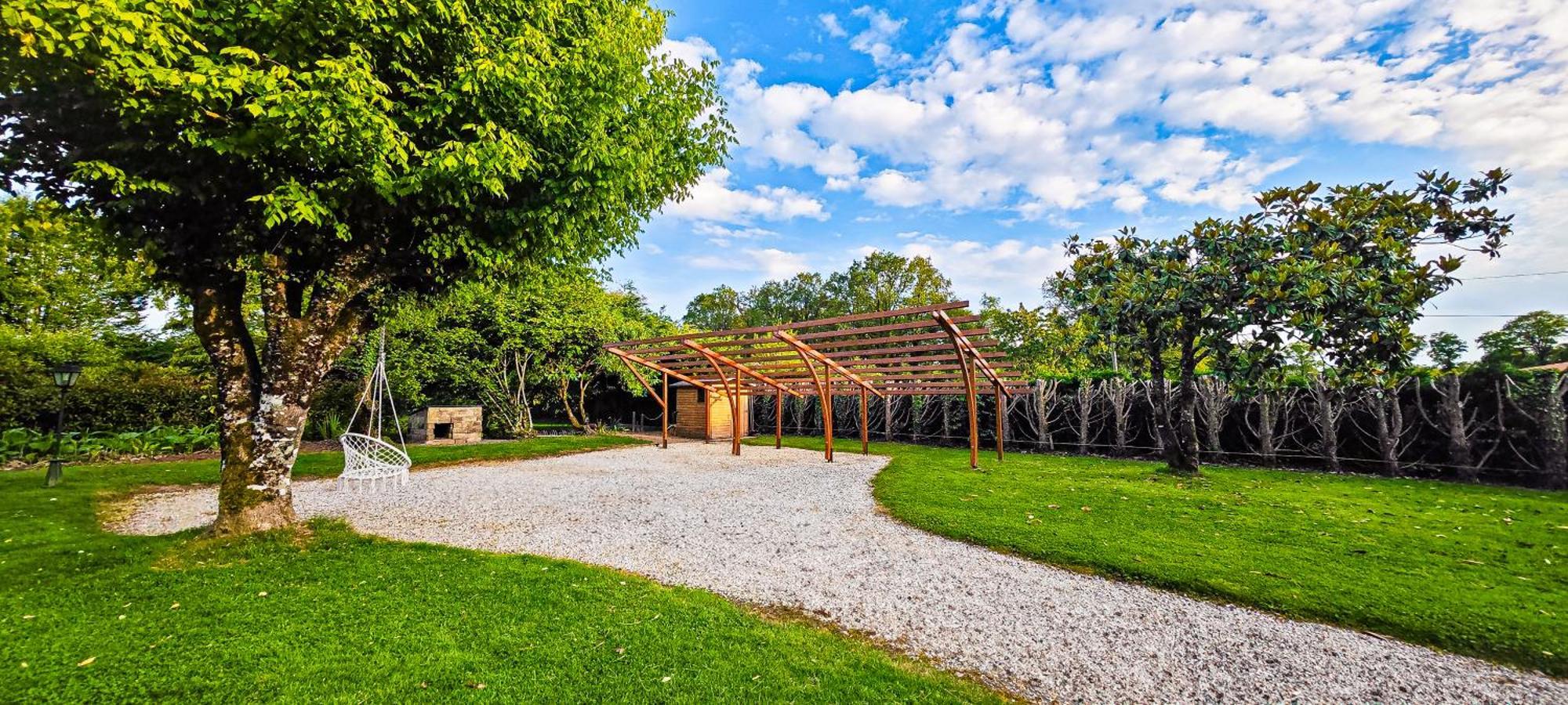 Villa Tagibao Avec Piscine Chauffee Et Spa Lesterps エクステリア 写真